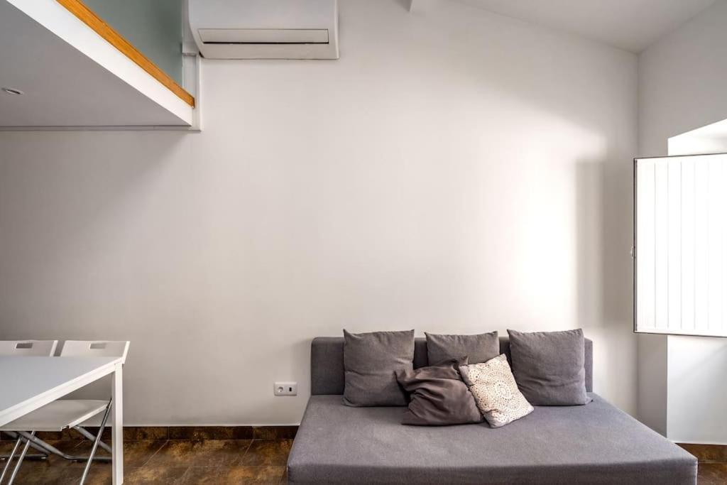 Charming Studio With Ac And Loft On Ground Floor Lisboa Exterior foto